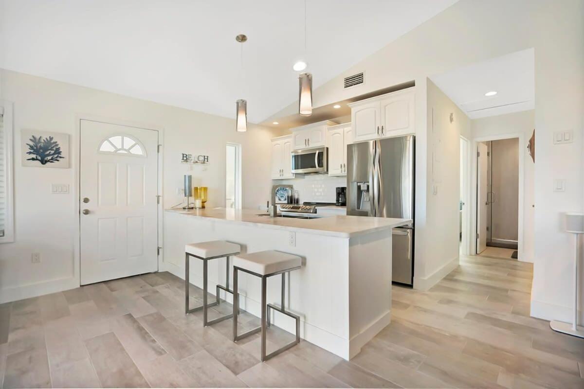 Ocean Views Retreat! Renovated Apt With Beach Bikes! St. Augustine Esterno foto